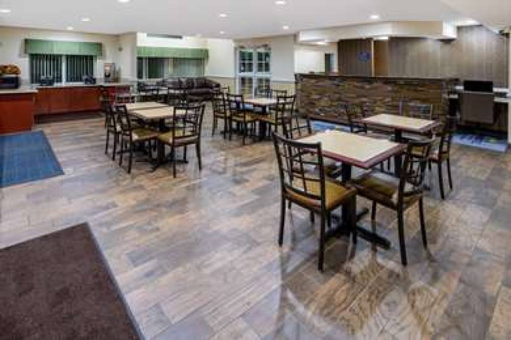 Microtel Inn & Suites By Wyndham Salisbury 10