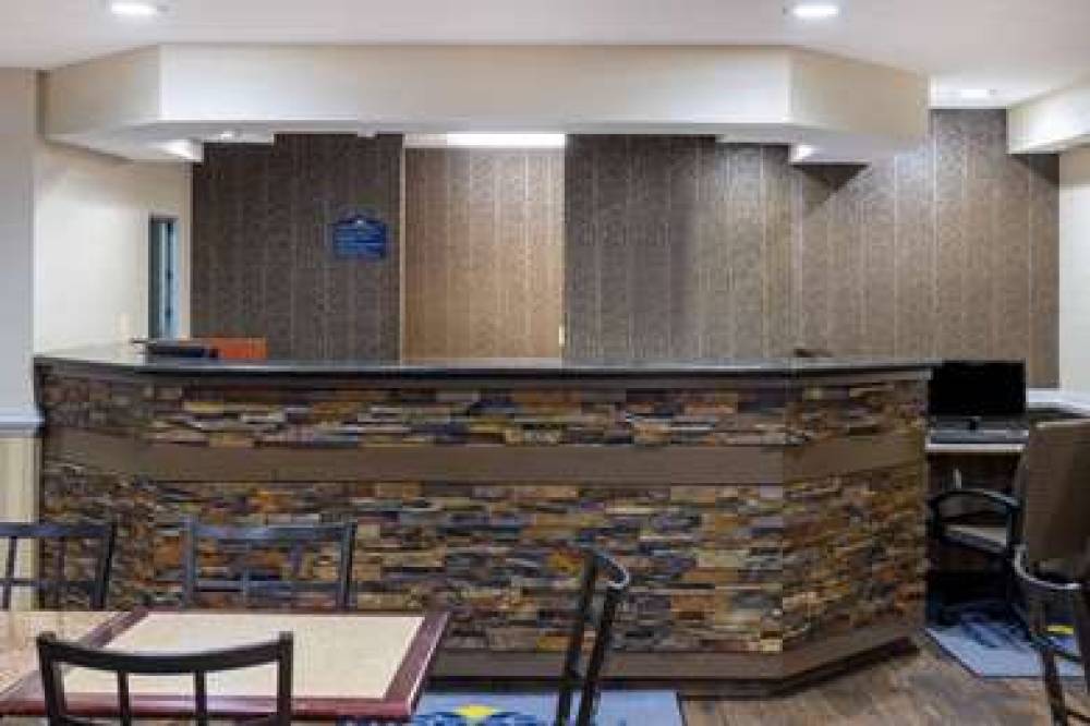 Microtel Inn & Suites By Wyndham Salisbury 9