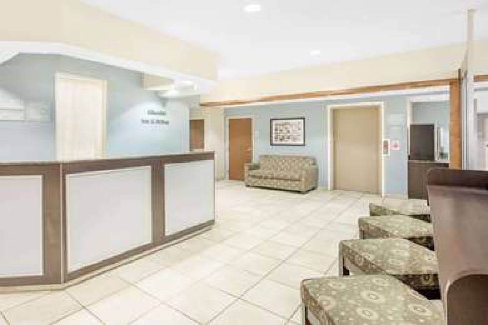 Microtel Inn & Suites By Wyndham San Angelo 2