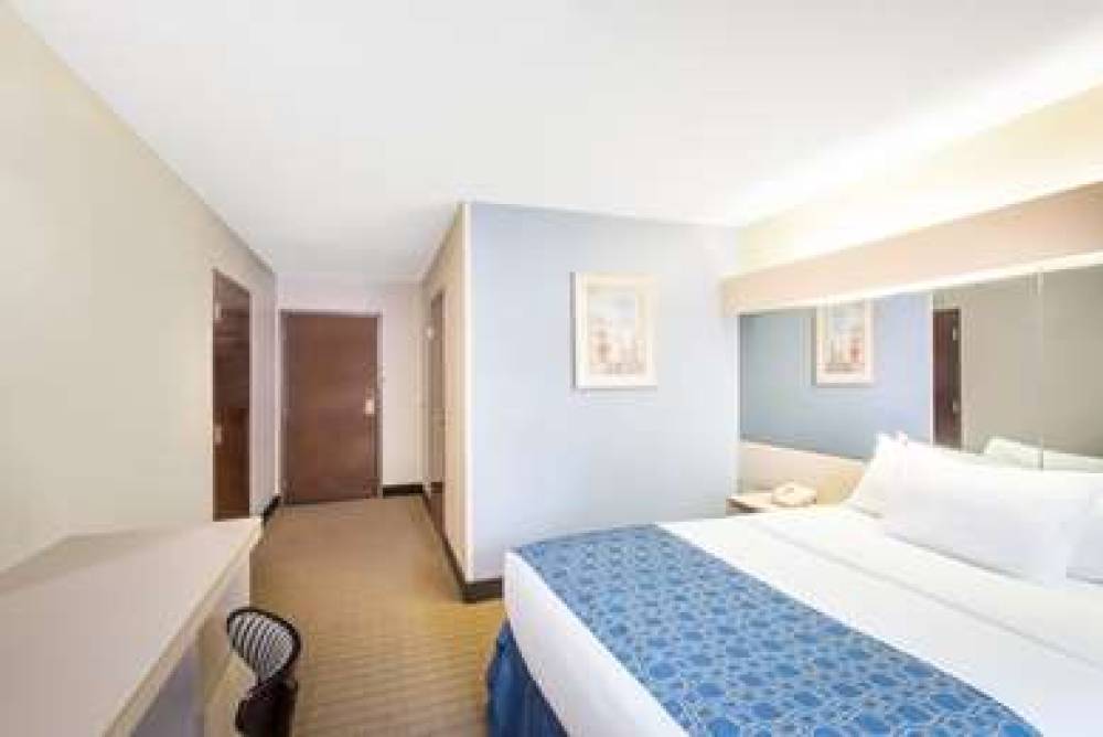 Microtel Inn & Suites By Wyndham Seneca Falls 5