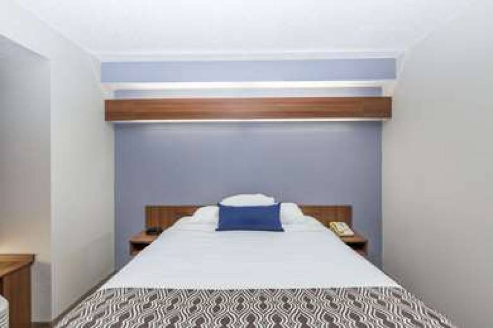 Microtel Inn & Suites By Wyndham Sioux Falls 9