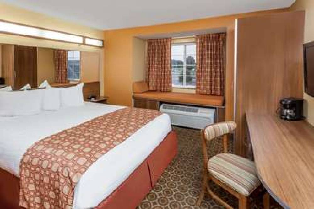 Microtel Inn & Suites By Wyndham South Bend/At Notre Dame 5