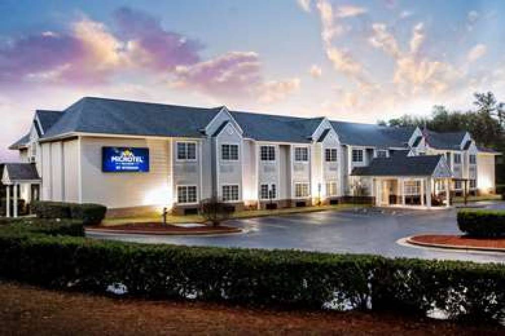 Microtel Inn & Suites By Wyndham Southern Pines 1