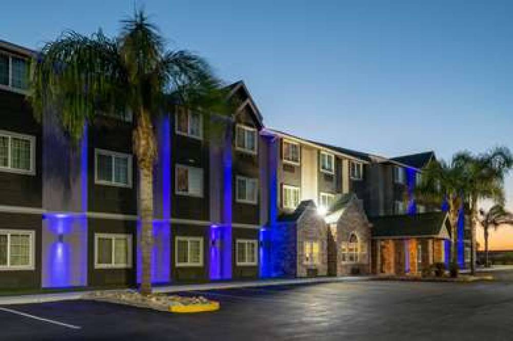 Microtel Inn & Suites By Wyndham Tracy 5