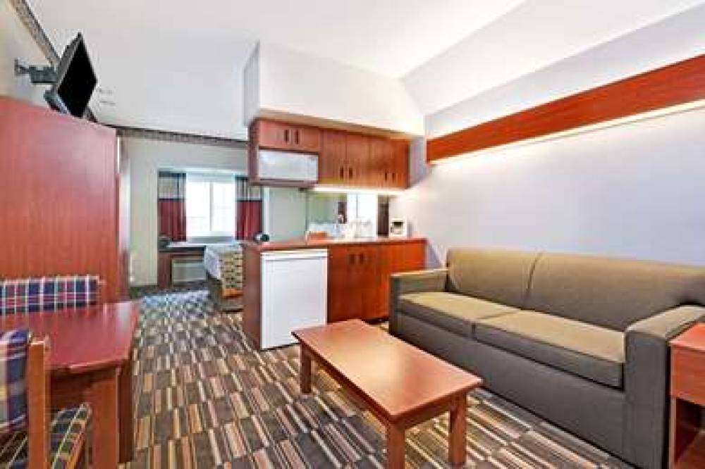 Microtel Inn & Suites By Wyndham Urbandale/Des Moines 8