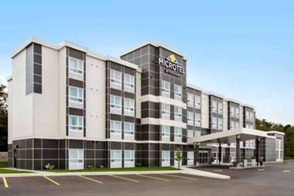 MICROTEL INN & SUITES BY WYNDHAM VA 2