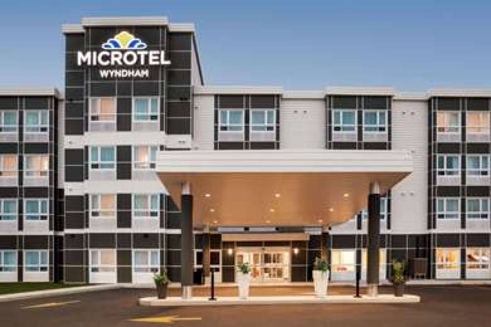 MICROTEL INN & SUITES BY WYNDHAM VA 3