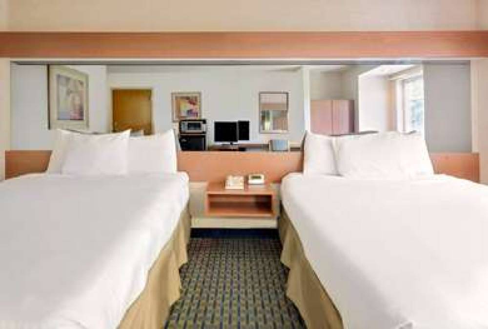 Microtel Inn & Suites By Wyndham Winston Salem 7