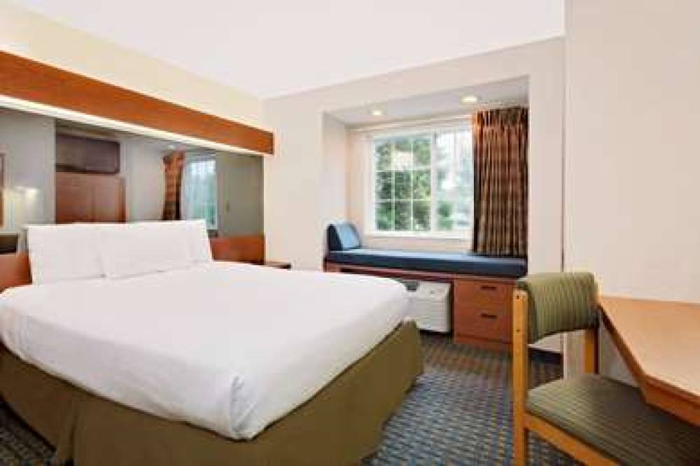 Microtel Inn & Suites By Wyndham Winston Salem 4