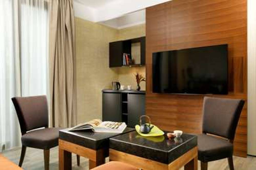 MILAN SUITE HOTEL 9