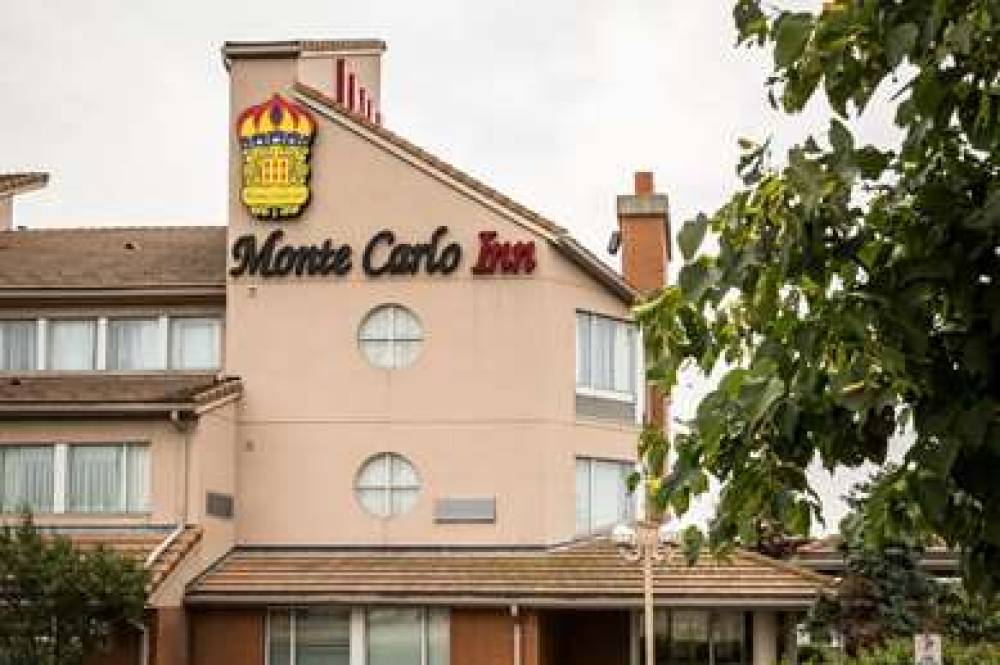 MONTE CARLO INN OAKVILLE SUITES 3