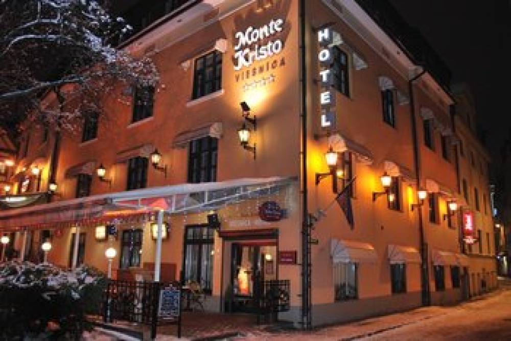 Monte Kristo Hotel