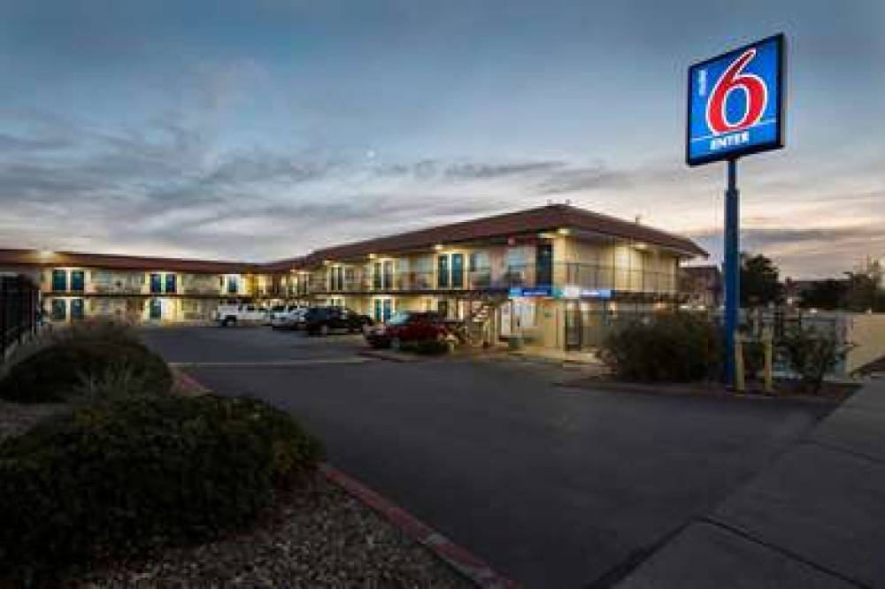 Motel 6 Albuquerque Carlisle