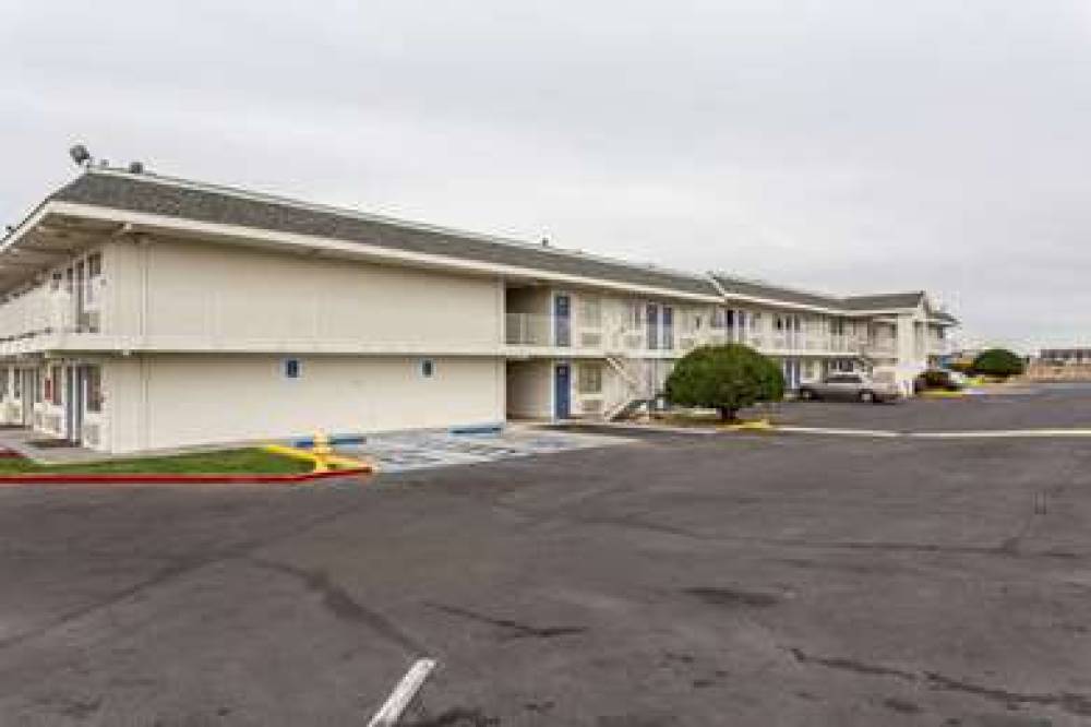 MOTEL 6 ALBUQUERQUE SOUTH-AIRPORT 4