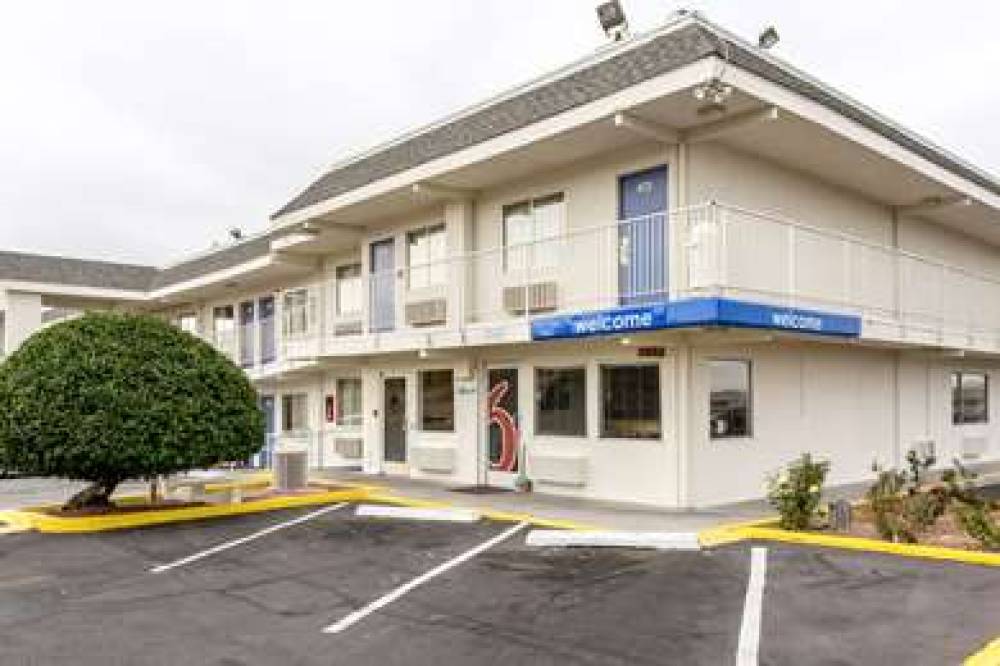 MOTEL 6 ALBUQUERQUE SOUTH-AIRPORT 2