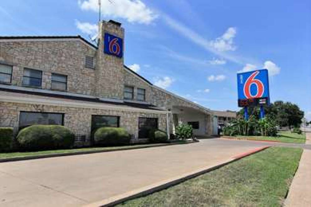 Motel 6 Austin Central-S Univ Of TX 1