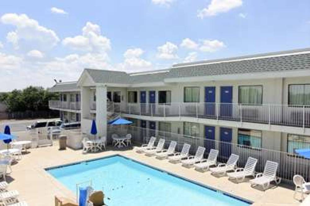 MOTEL 6 AUSTIN, TX -CENTRAL - NORTH 4