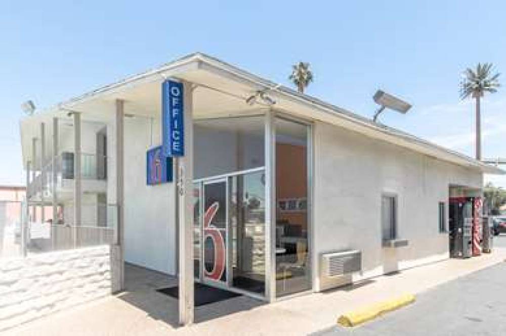 MOTEL 6 BAKERSFIELD CA 7