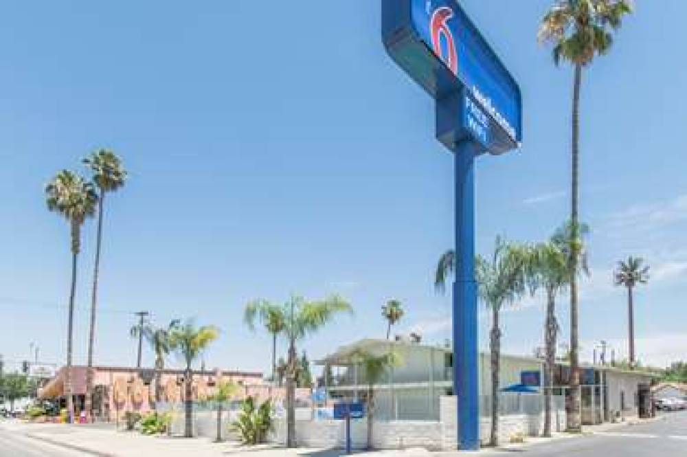 MOTEL 6 BAKERSFIELD CA 4