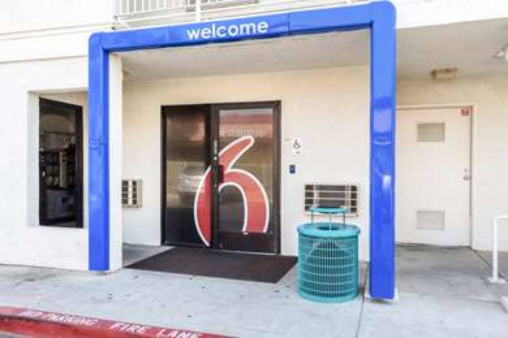 Motel 6 Bakersfield East 5