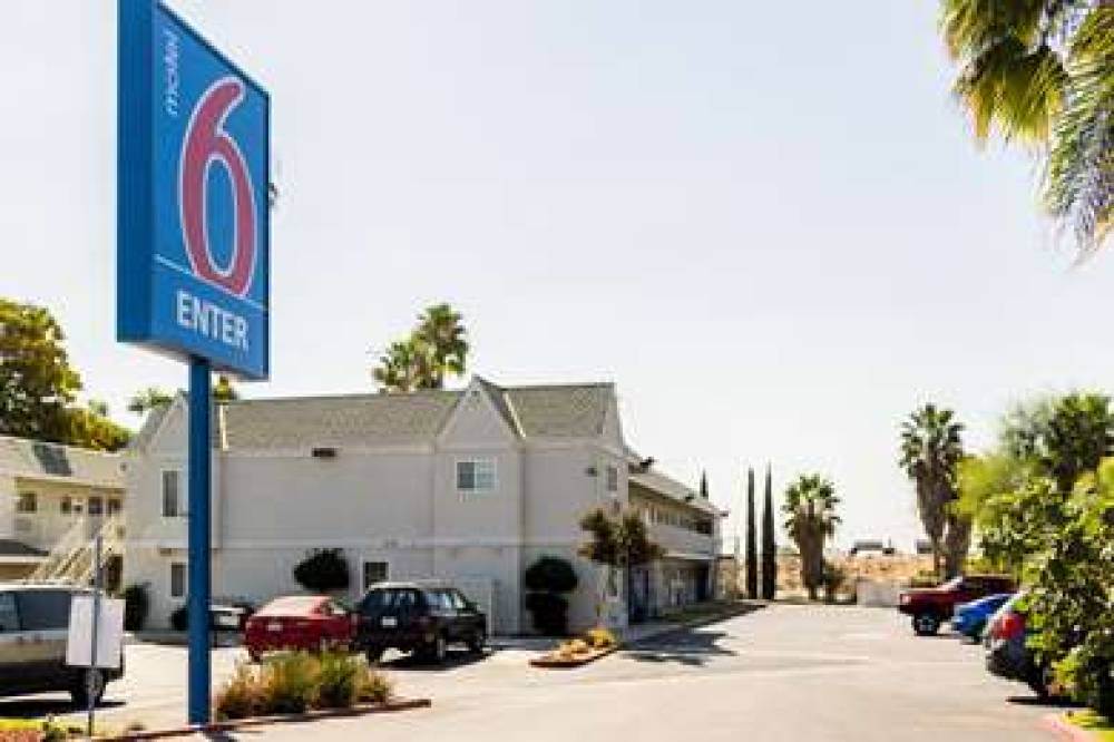 Motel 6 Bakersfield East 1