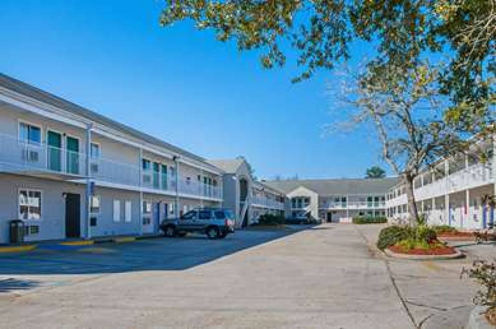 MOTEL 6 BAY ST. LOUIS, MS 4