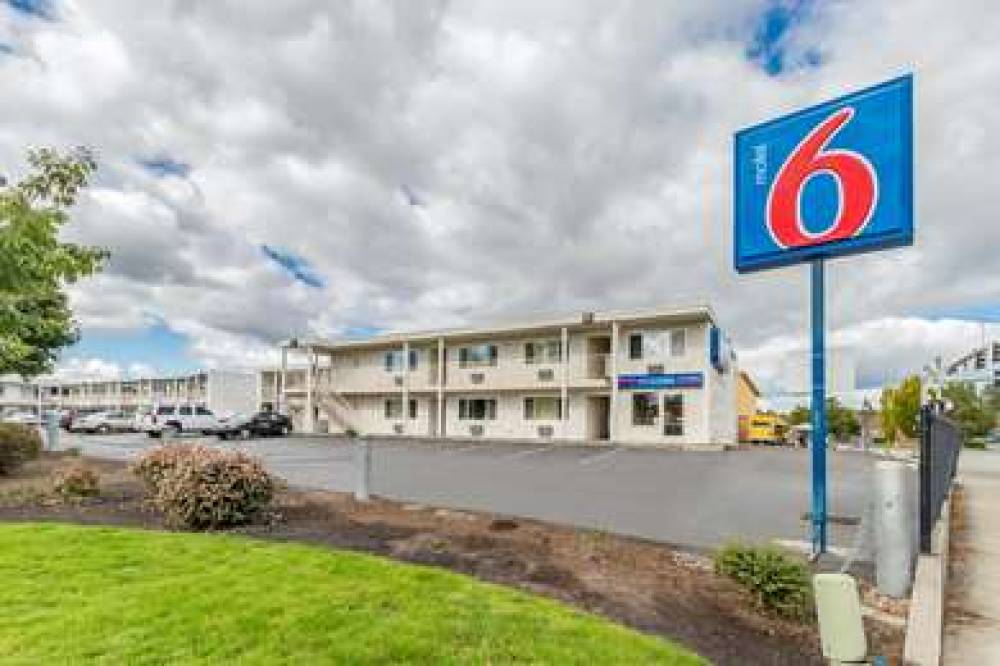 Motel 6 Beaverton 1