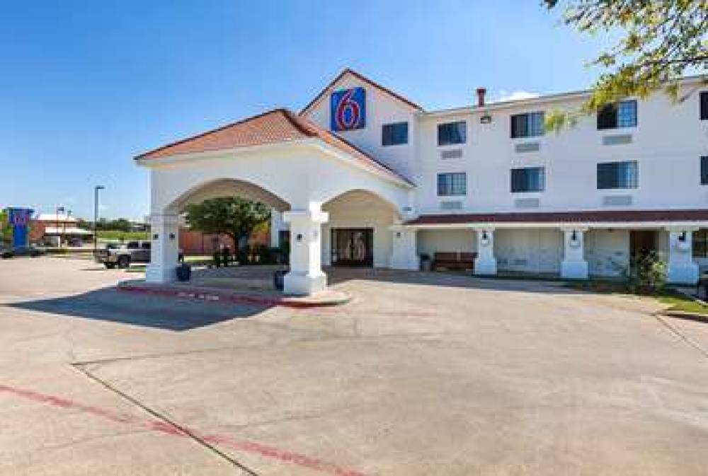 Motel 6 Bedford TX 1