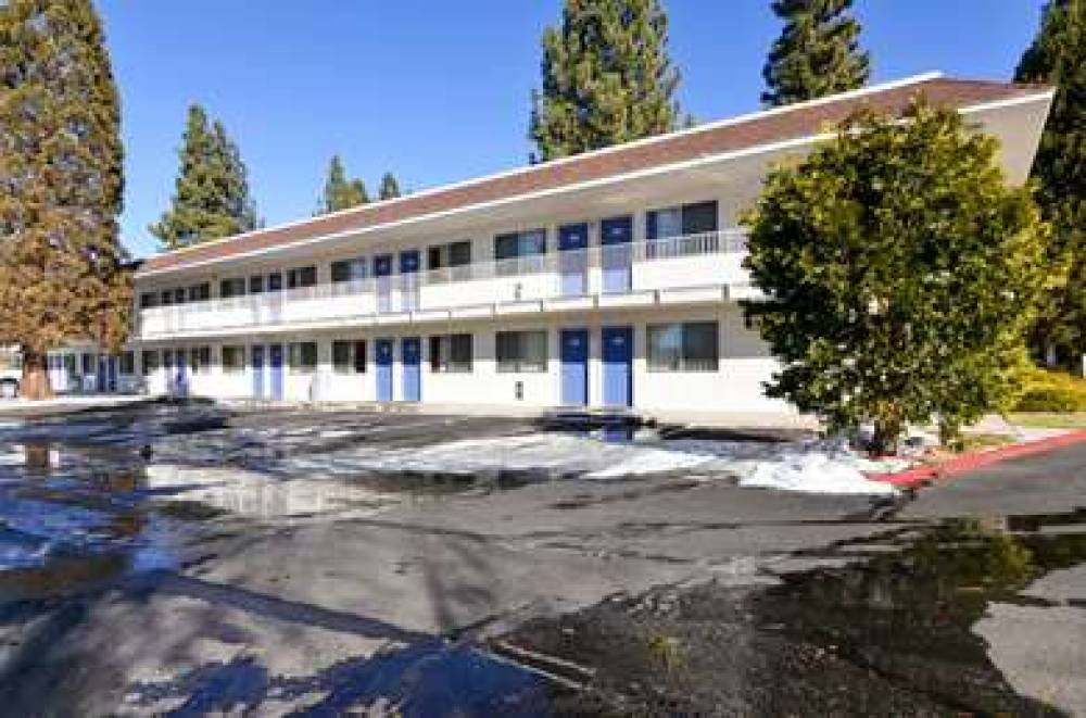 Motel 6 Big Bear 2