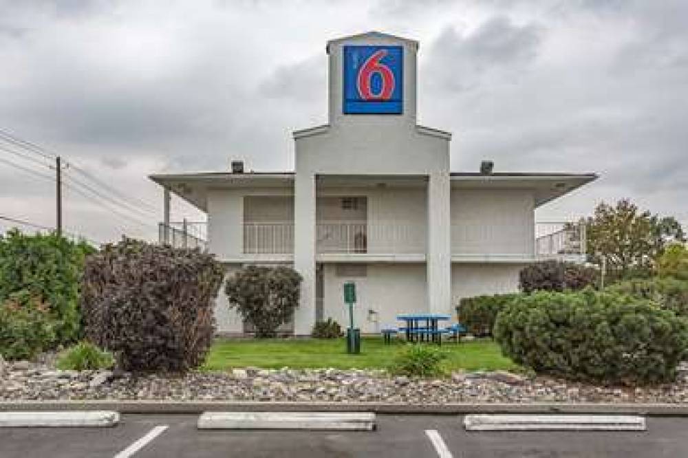 Motel 6 Billings - South 3