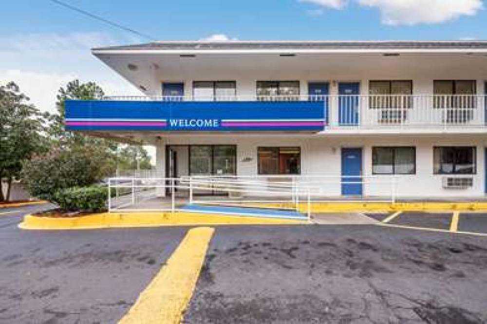 MOTEL 6 BIRMINGHAM - BESSEMER 1