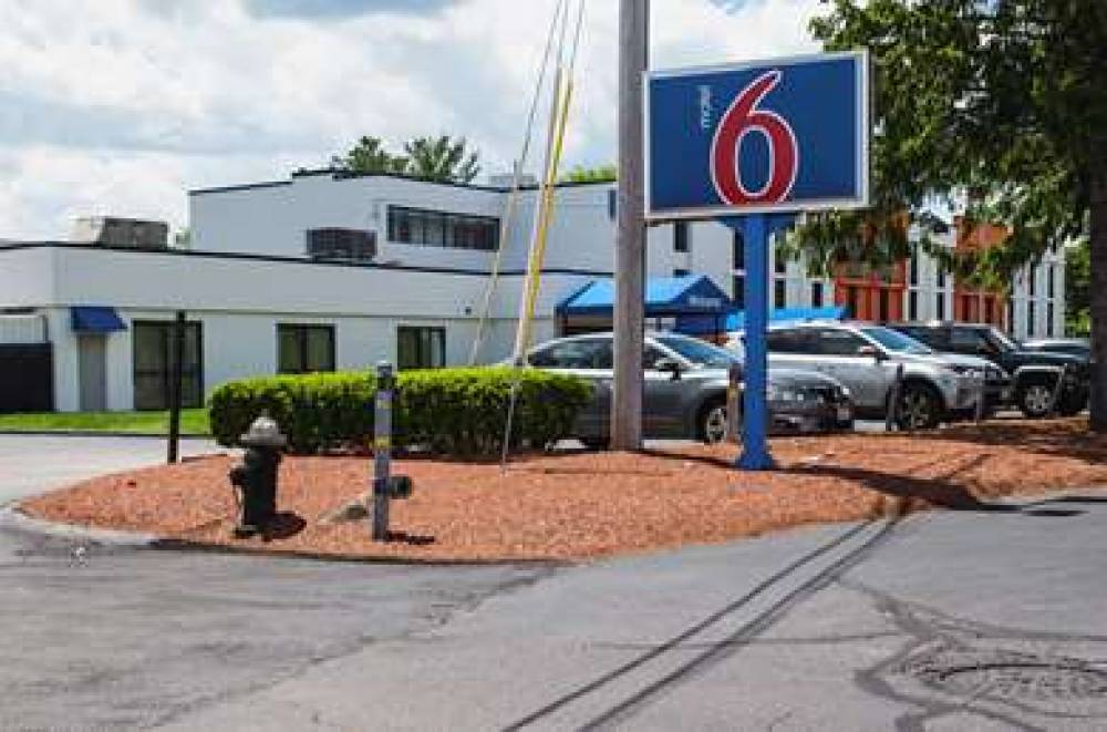 MOTEL 6 BROCKTON, MA 6