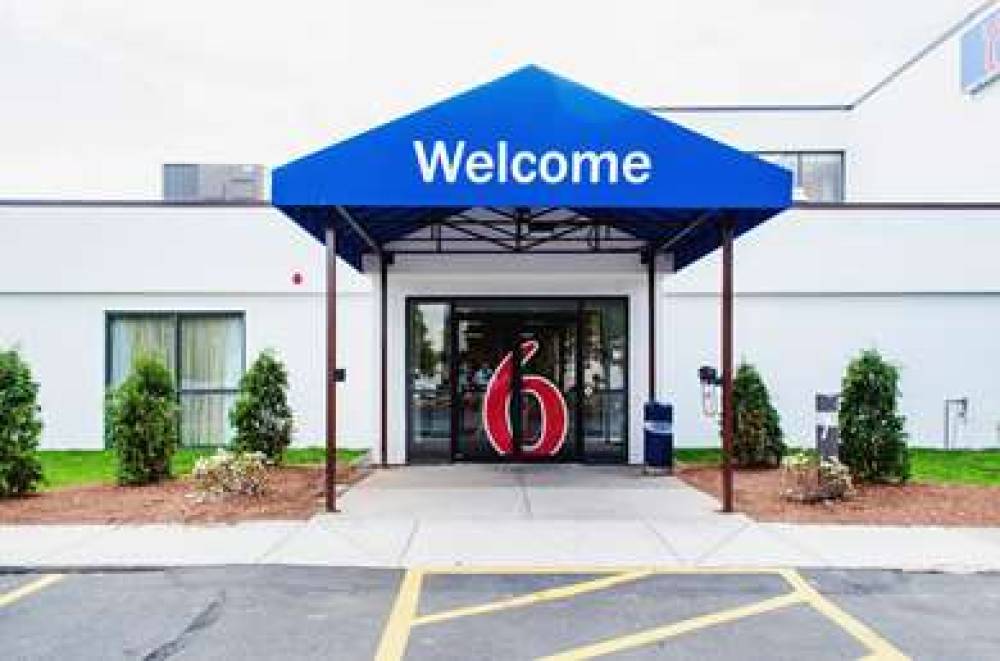 MOTEL 6 BROCKTON, MA 3