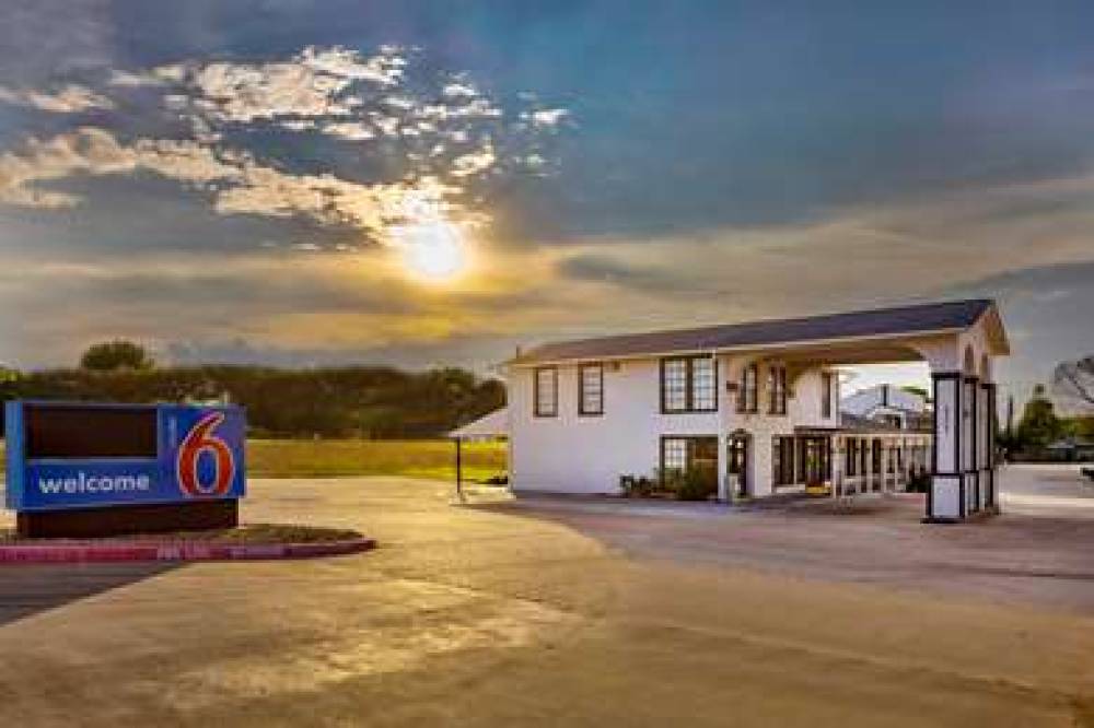 MOTEL 6 BRYAN - COLLEGE STATION 1