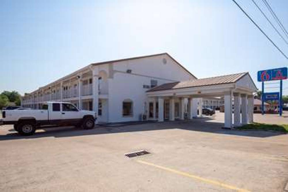 MOTEL 6 BRYAN, TX - UNIVERSITY AREA 4