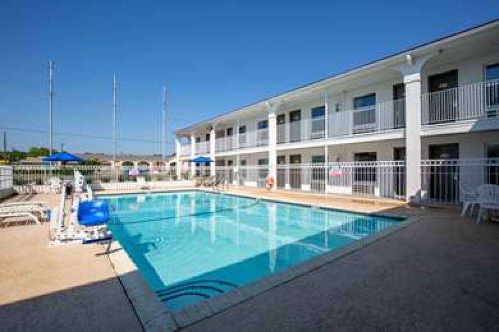 MOTEL 6 BRYAN, TX - UNIVERSITY AREA 10