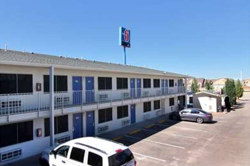 Motel 6 Carlsbad NM 5