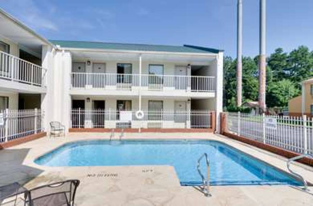 Motel 6 Cartersville GA 9