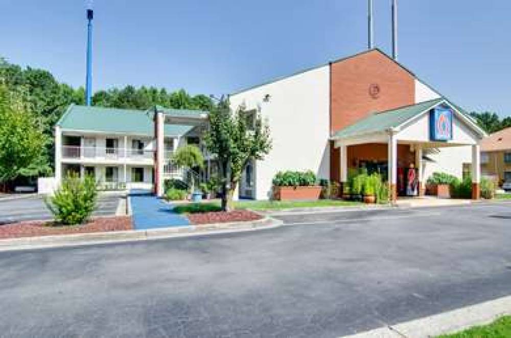 Motel 6 Cartersville GA 1