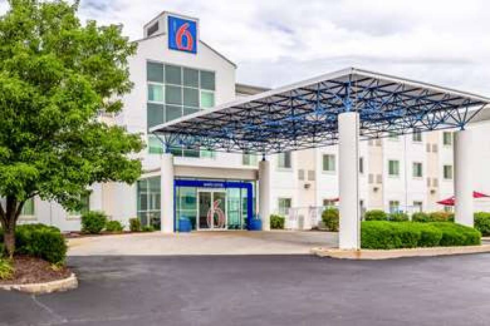 MOTEL 6 CASEYVILLE IL 1