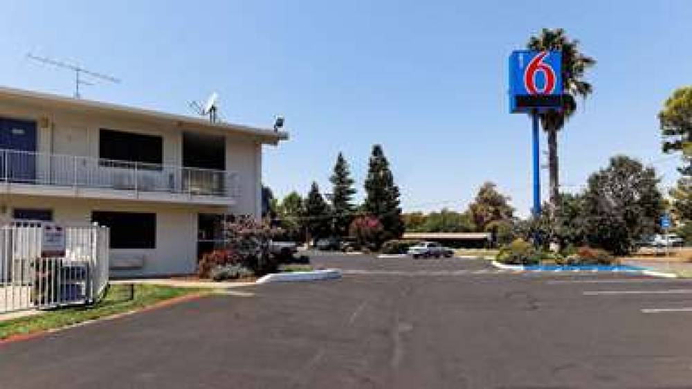 Motel 6 Chico 1