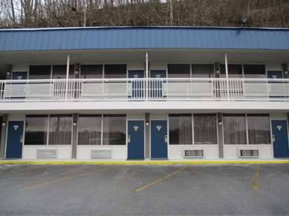 MOTEL 6 CHILHOWIE 3