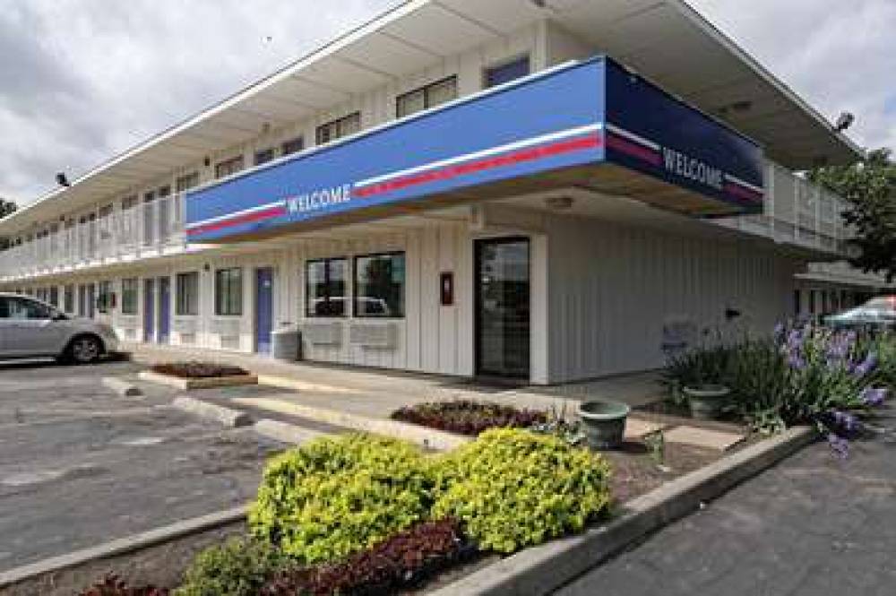 Motel 6 Cleveland West - Lorain - Amherst 1