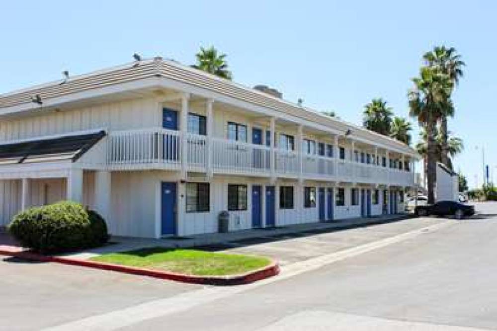 Motel 6 Coalinga East 7