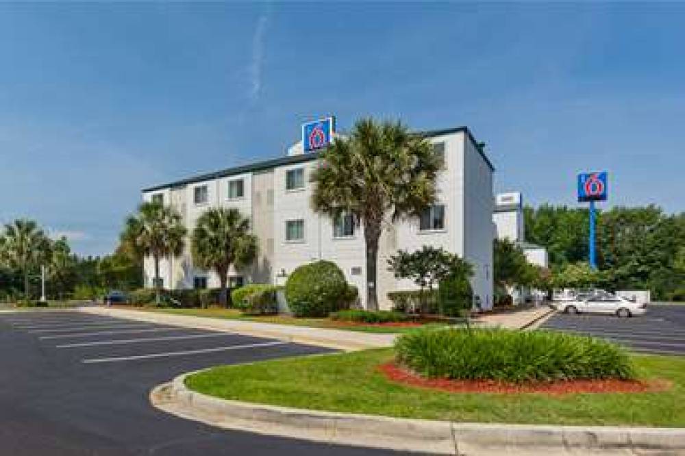 MOTEL 6 COLUMBIA EAST 1