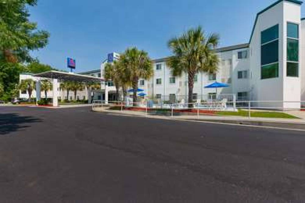 MOTEL 6 COLUMBIA EAST 4