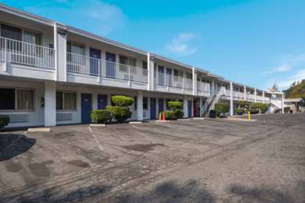 Motel 6 Concord CA 1