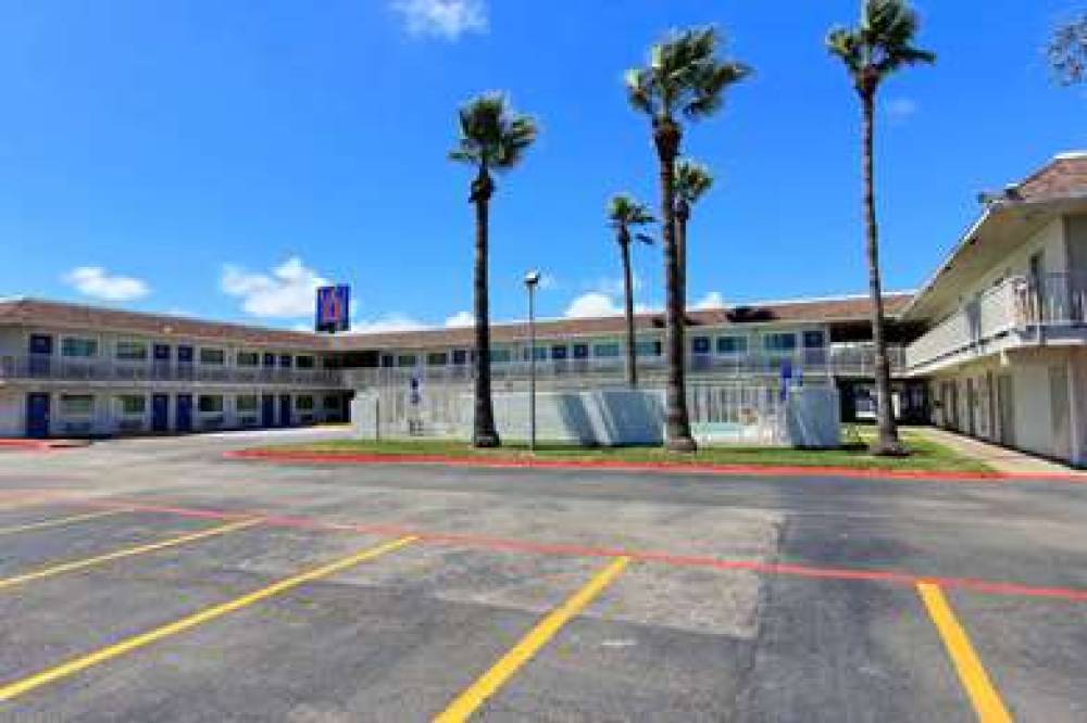 Motel 6 Corpus Christi East - North Padre Island 4