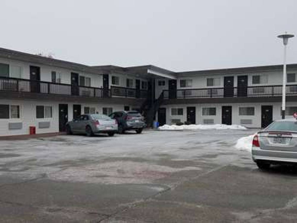 MOTEL 6 CRANBROOK BC 6