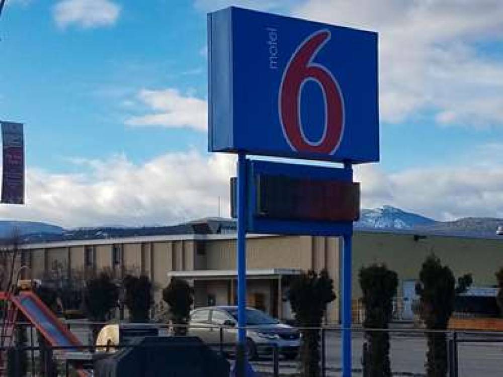 MOTEL 6 CRANBROOK BC 1